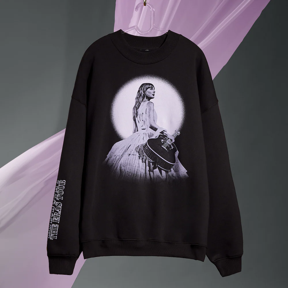 Taylor Swift | The Eras Tour Enchanted Live Photo Oversized Crewneck - Image 3