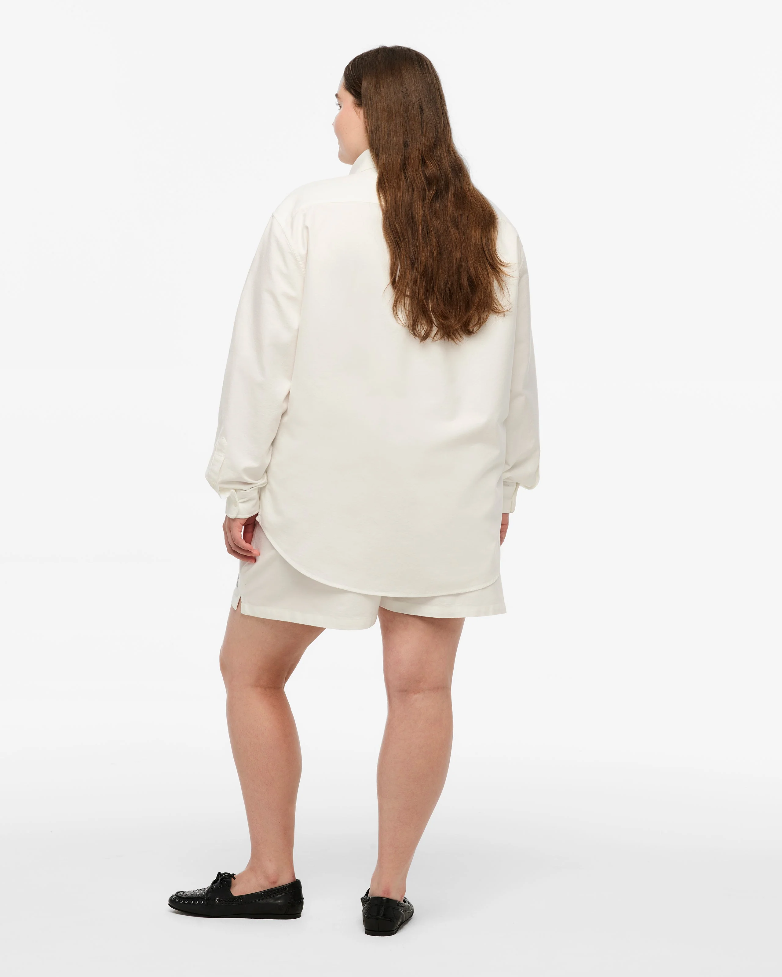 TS Crest White Oxford Shorts - Image 12